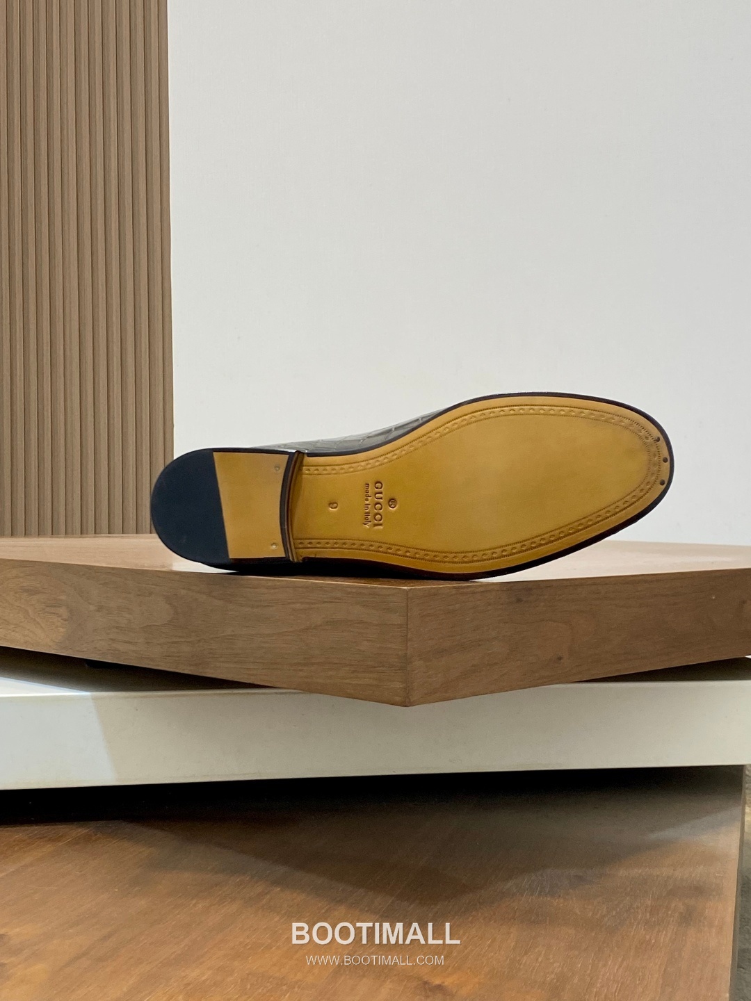 Gucci Leather Low Top Sneakers 구찌 레더 로우탑 로퍼 9