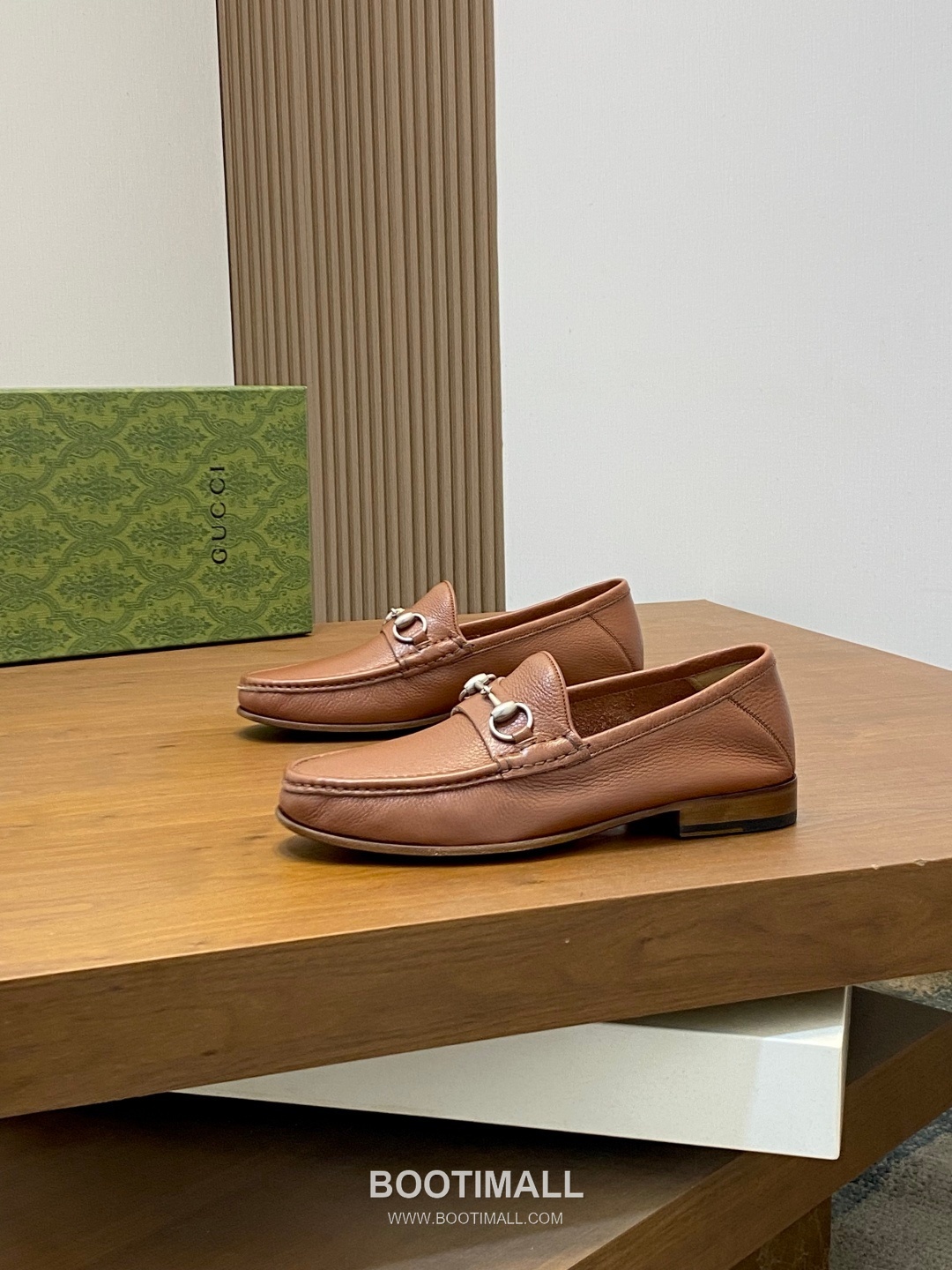 Gucci Leather Low Top Sneakers 구찌 레더 로우탑 로퍼 3