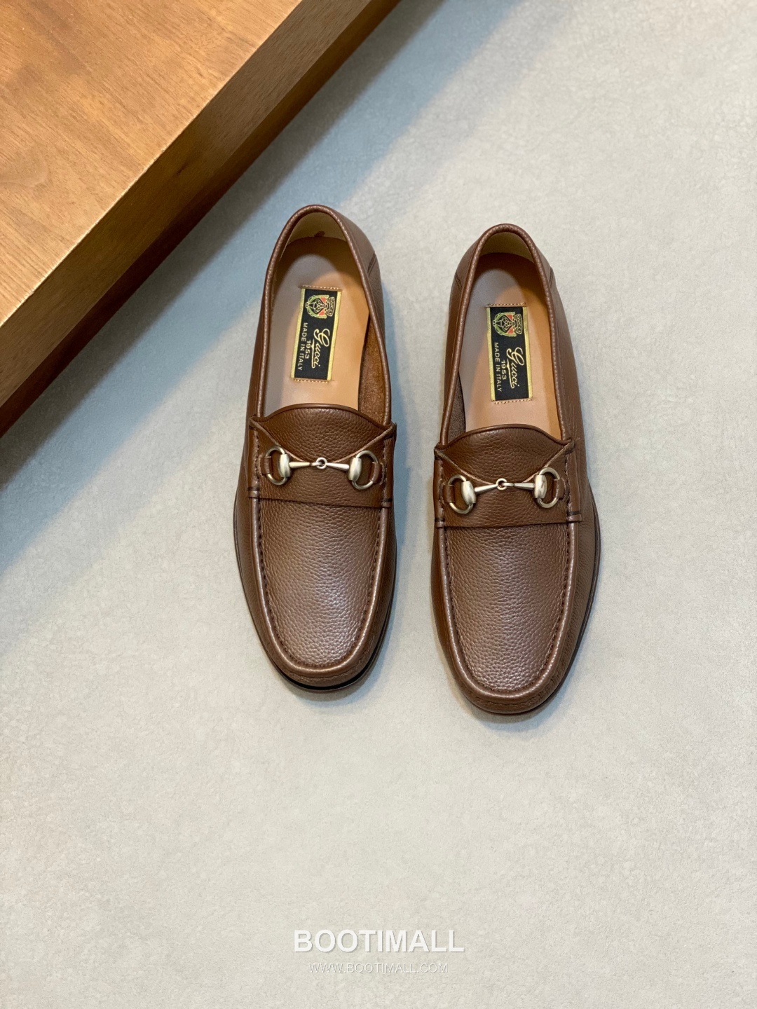 Gucci Leather Low Top Sneakers 구찌 레더 로우탑 로퍼 1