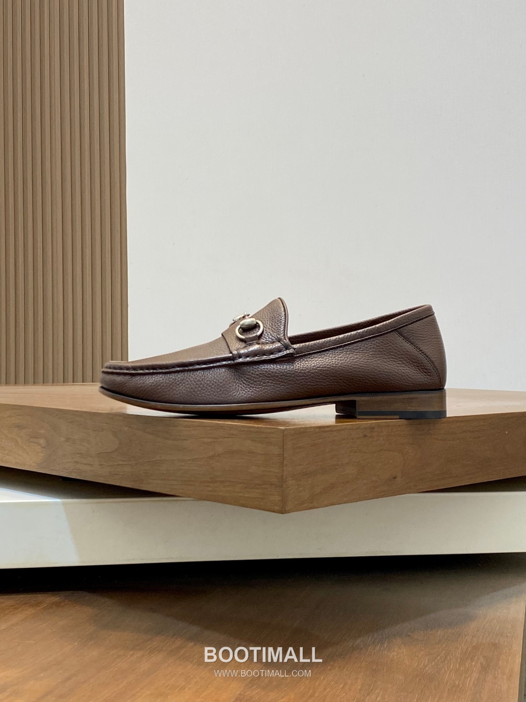 Gucci Leather Low Top Sneakers 구찌 레더 로우탑 로퍼 2