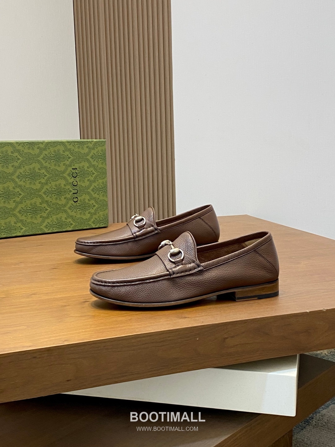 Gucci Leather Low Top Sneakers 구찌 레더 로우탑 로퍼 3