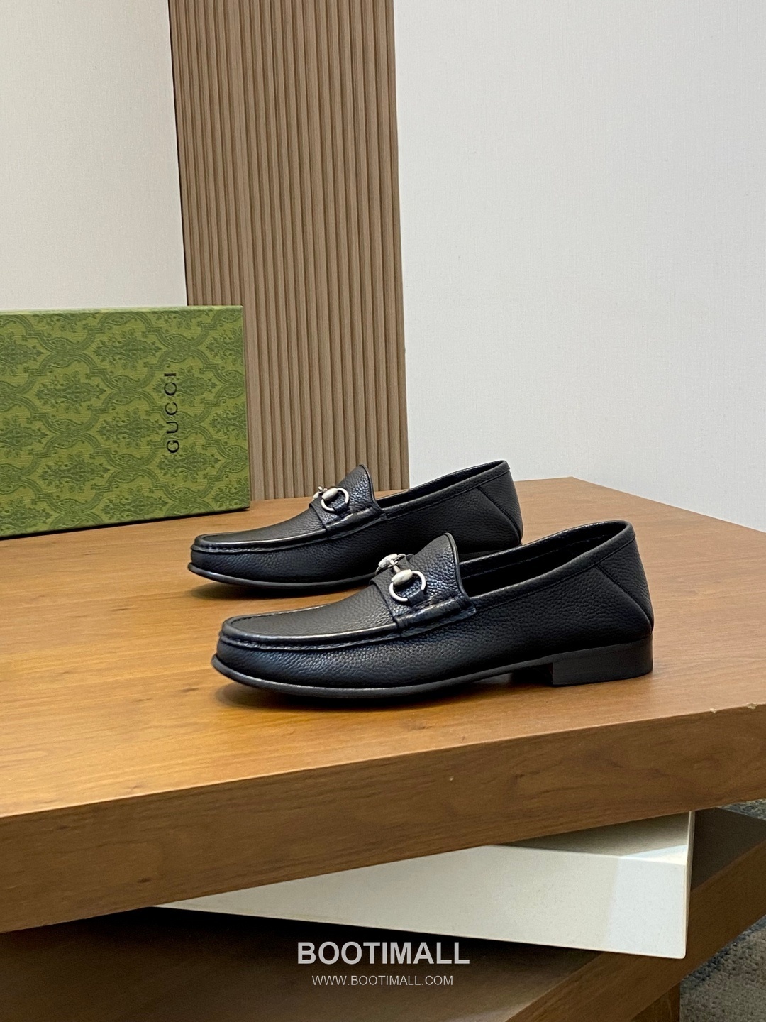 Gucci Leather Low Top Sneakers 구찌 레더 로우탑 로퍼 3