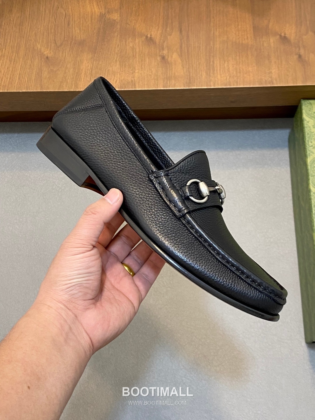 Gucci Leather Low Top Sneakers 구찌 레더 로우탑 로퍼 4