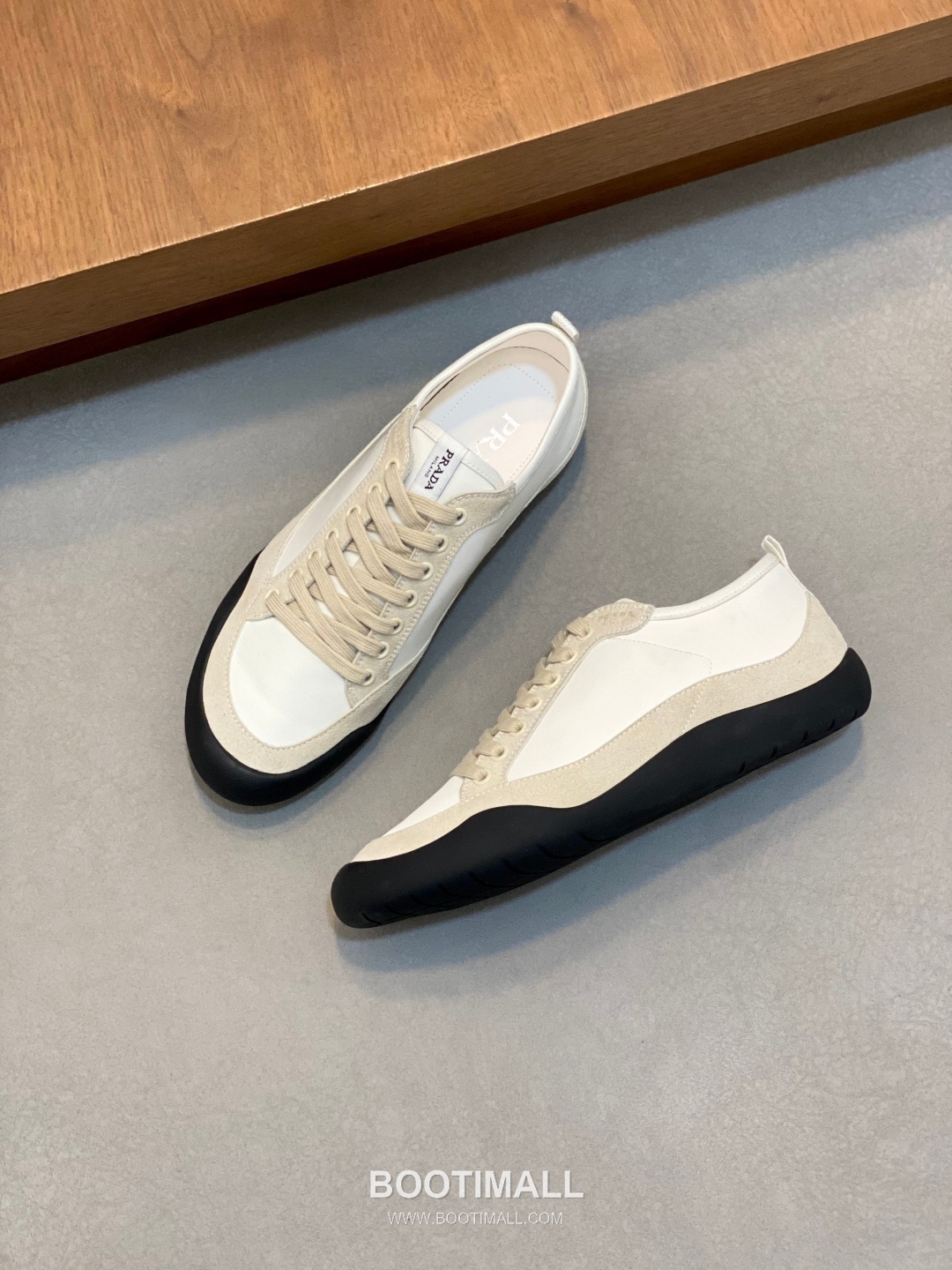 ## 신발 제품 스펙 분석

Prada America's Cup Leather Sneakers 프라다 아메리카스컵 레더 스니커즈 4E3400 5