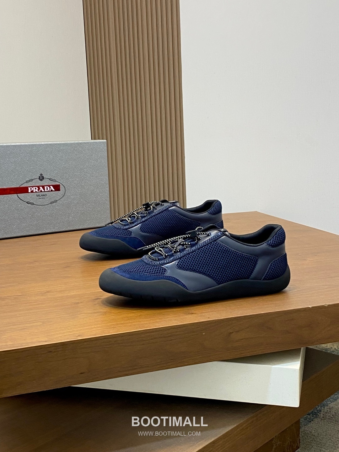 ## 신발 제품 스펙 분석

Prada America's Cup Leather Sneakers 프라다 아메리카스컵 레더 스니커즈 4E3400 3