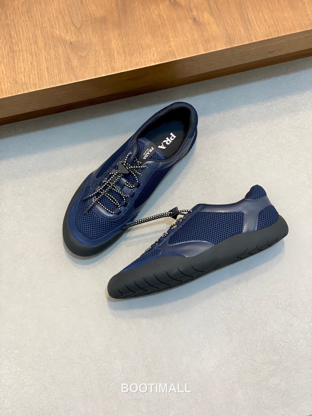 ## 신발 제품 스펙 분석

Prada America's Cup Leather Sneakers 프라다 아메리카스컵 레더 스니커즈 4E3400 5