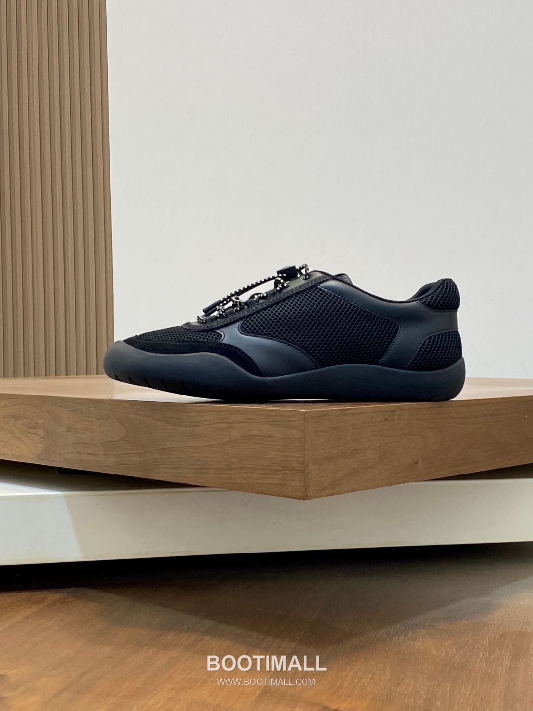 ## 신발 제품 스펙 분석

Prada America's Cup Leather Sneakers 프라다 아메리카스컵 레더 스니커즈 4E3400 2