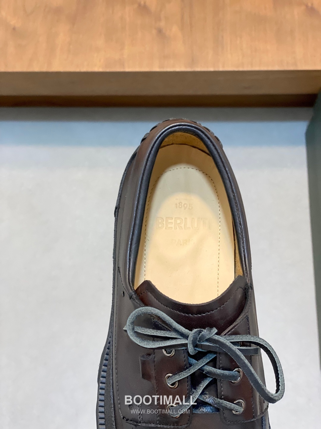 ## 신발 제품 스펙 분석

Berluti Playtime Patina Leather Sneakers 벨루티 플레이타임 파티나 레더 스니커즈 S5496 7