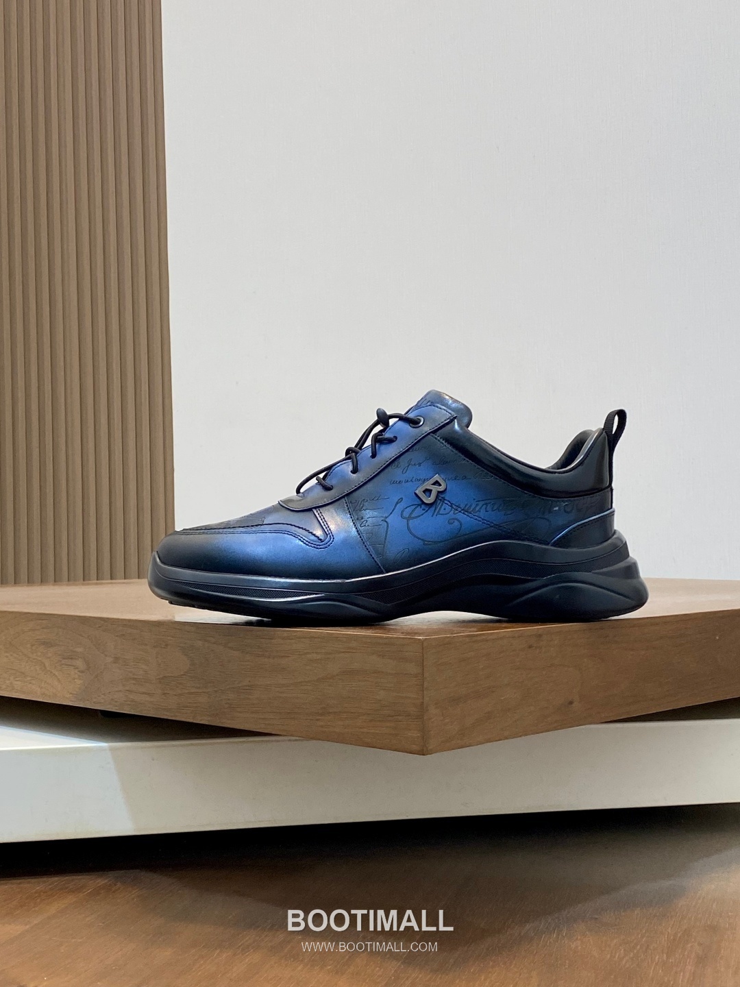 ## 신발 제품 스펙 분석

Berluti Shadow Patina Leather Sneakers 벨루티 쉐도우 파티나 레더 스니커즈 S5445 2