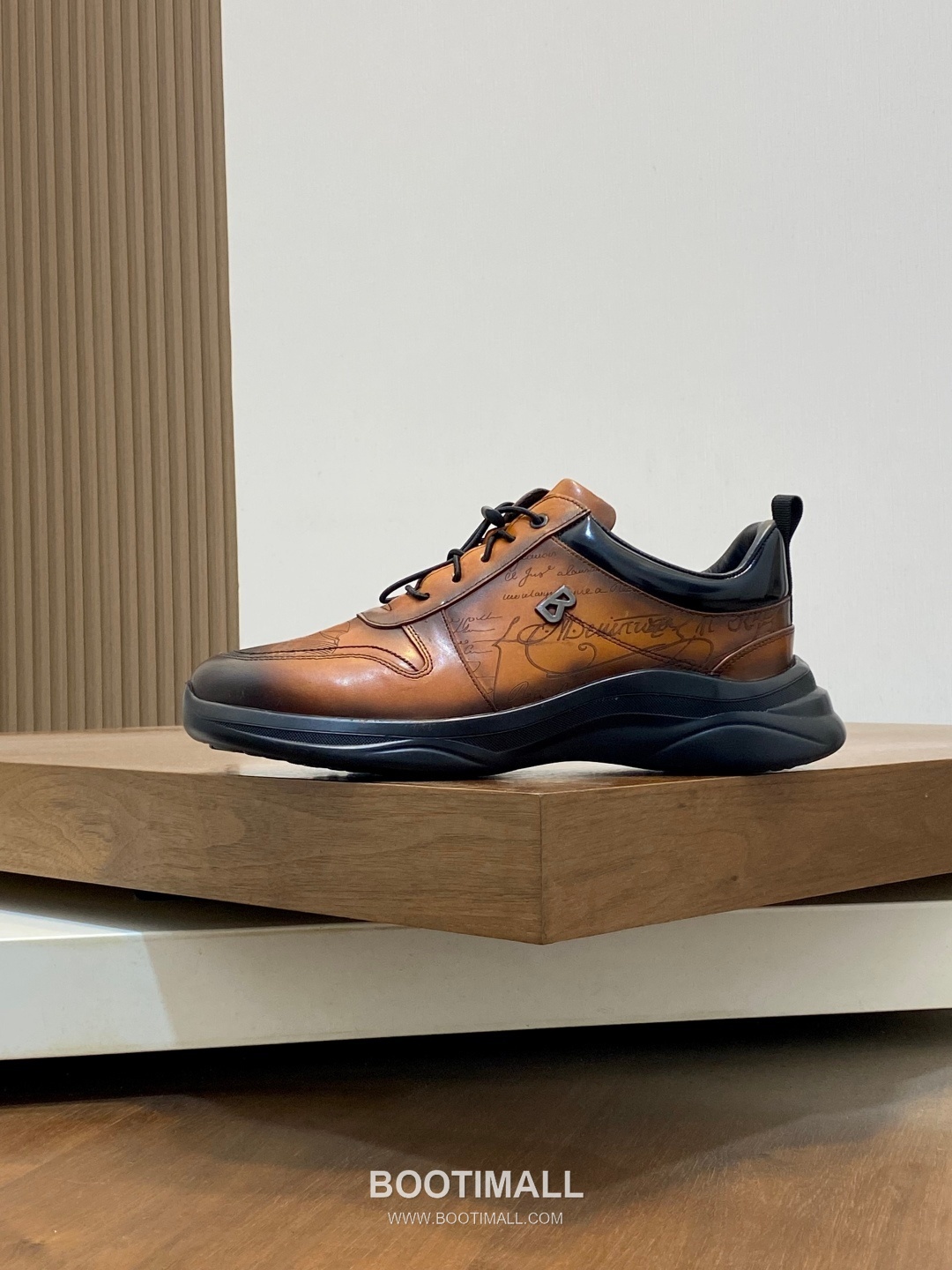 ## 신발 제품 스펙 분석
Berluti Shadow Patina Leather Sneakers 벨루티 쉐도우 파티나 레더 스니커즈 S5445 2