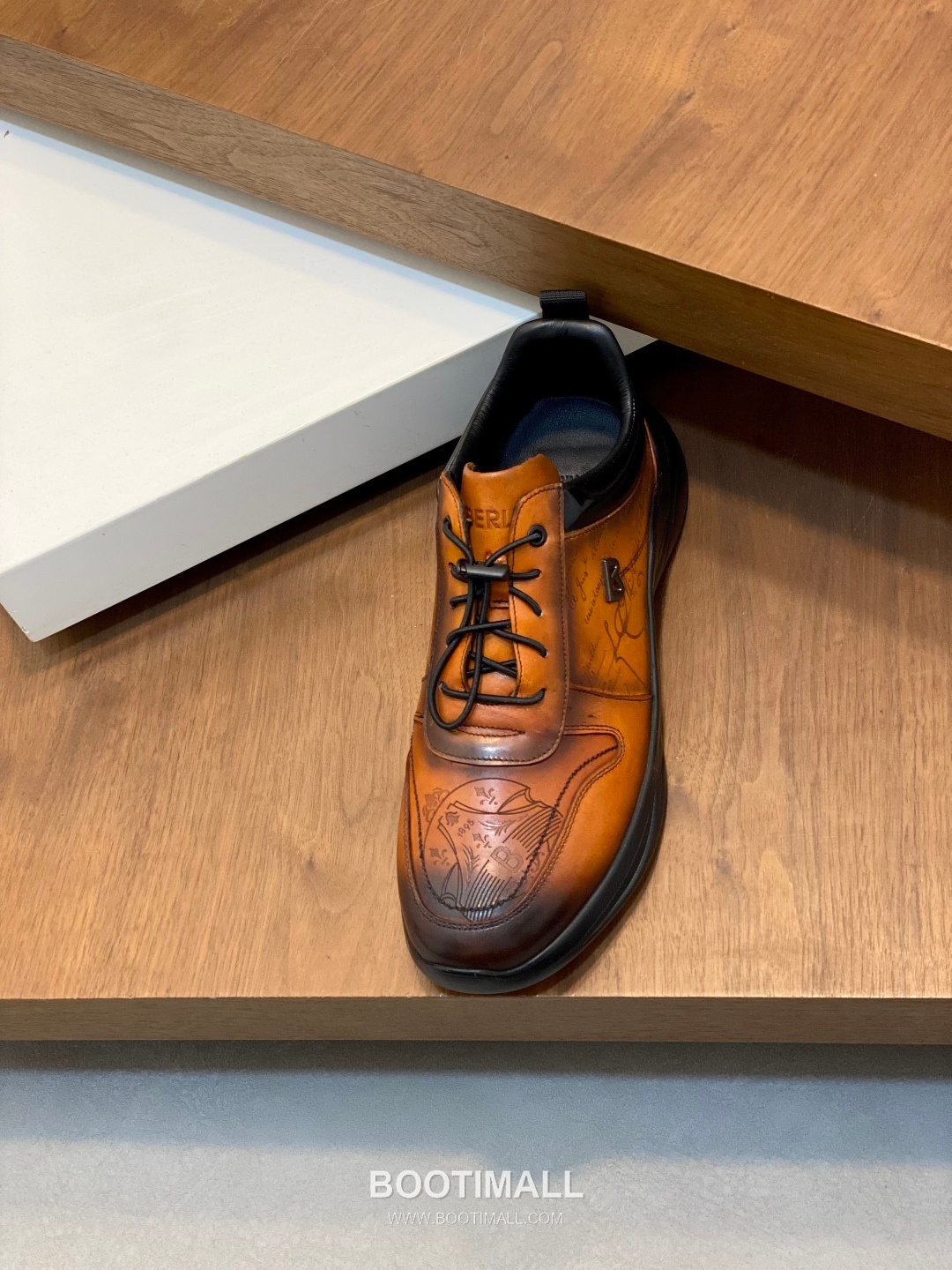 ## 신발 제품 스펙 분석
Berluti Shadow Patina Leather Sneakers 벨루티 쉐도우 파티나 레더 스니커즈 S5445 6