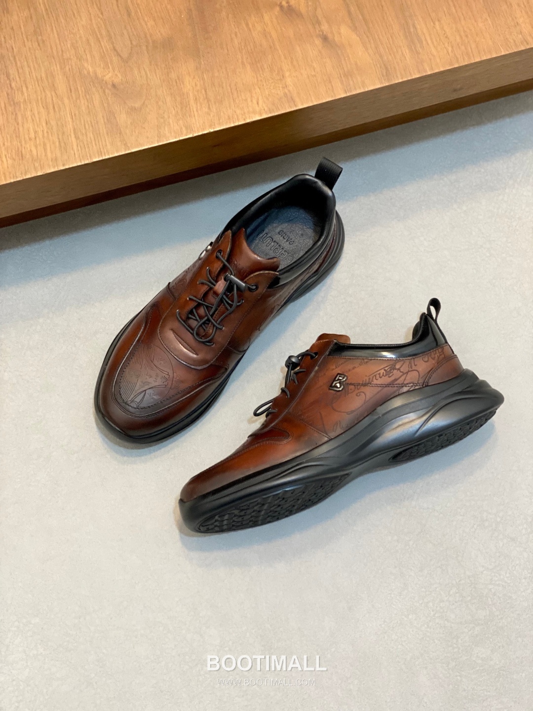 ## 신발 제품 스펙 분석

Berluti Shadow Patina Leather Sneakers 벨루티 쉐도우 파티나 레더 스니커즈 S5445 5