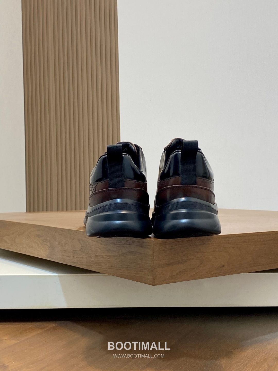 ## 신발 제품 스펙 분석

Berluti Shadow Patina Leather Sneakers 벨루티 쉐도우 파티나 레더 스니커즈 S5445 8