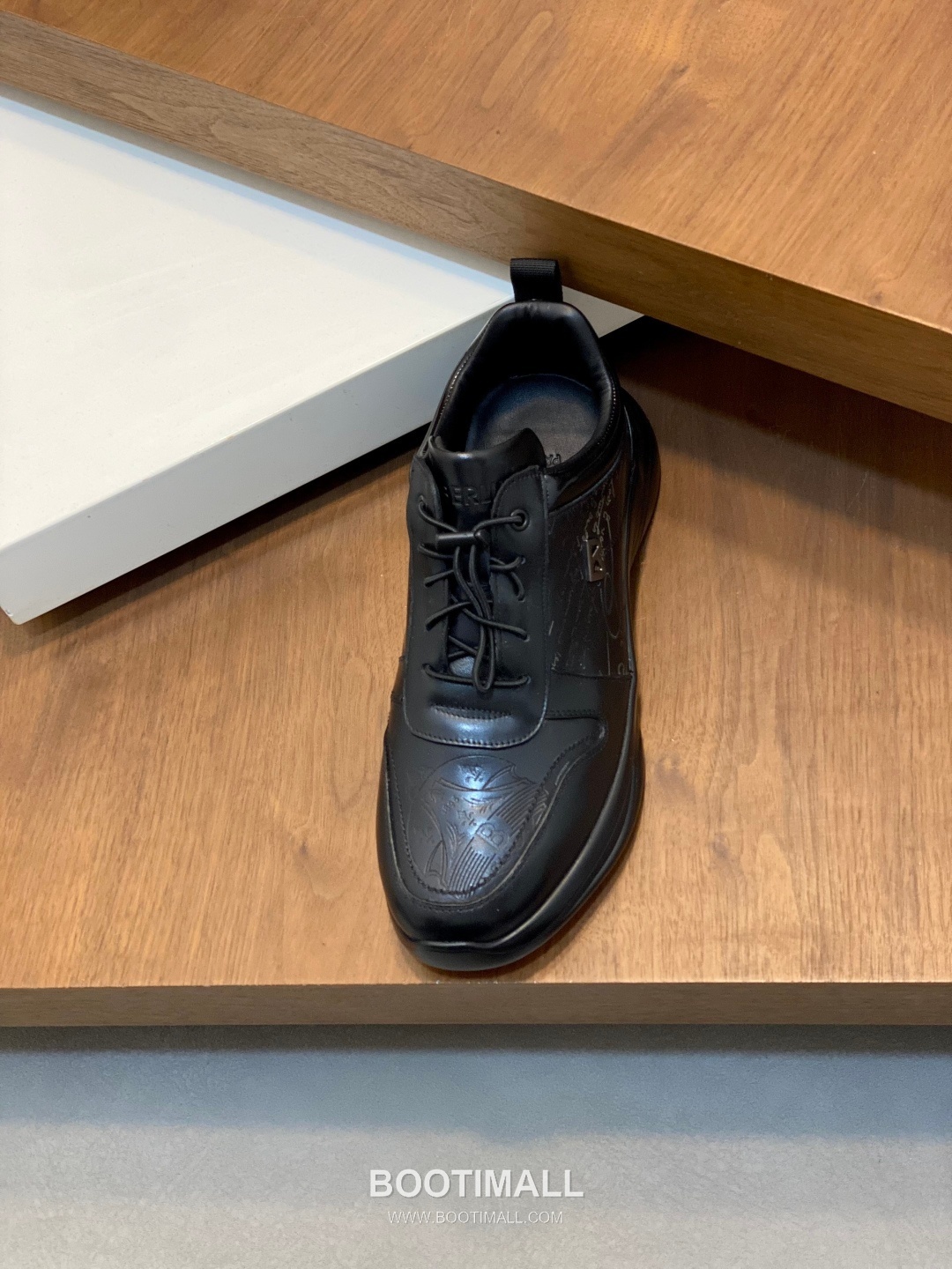 ## 신발 제품 스펙 분석

Berluti Shadow Patina Leather Sneakers 벨루티 쉐도우 파티나 레더 스니커즈 S5445 6