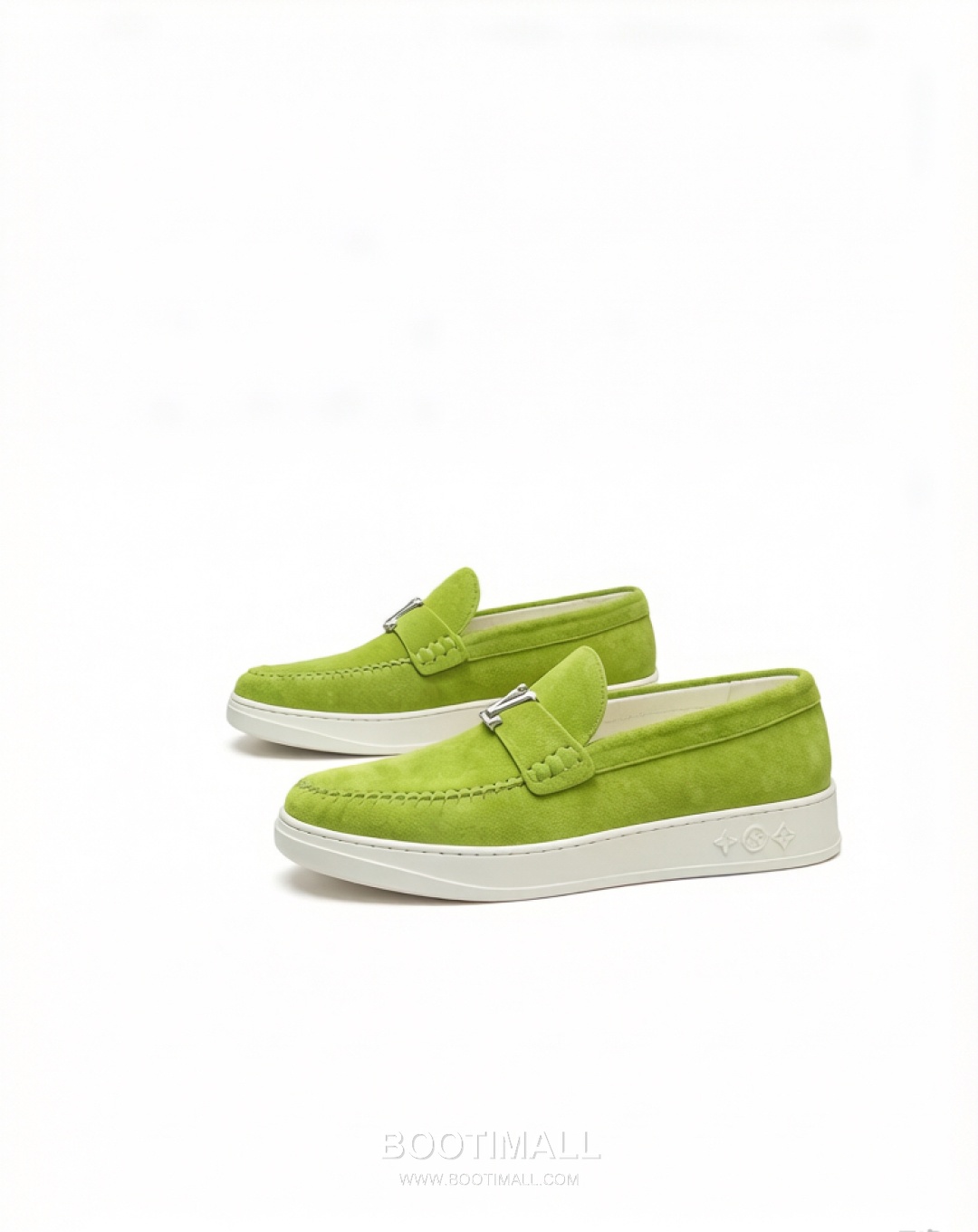 ## 신발 제품 스펙 분석

Louis Vuitton Run Away Leather Sneakers 루이비통 런어웨이 레더 스니커즈 1A4V7V 3