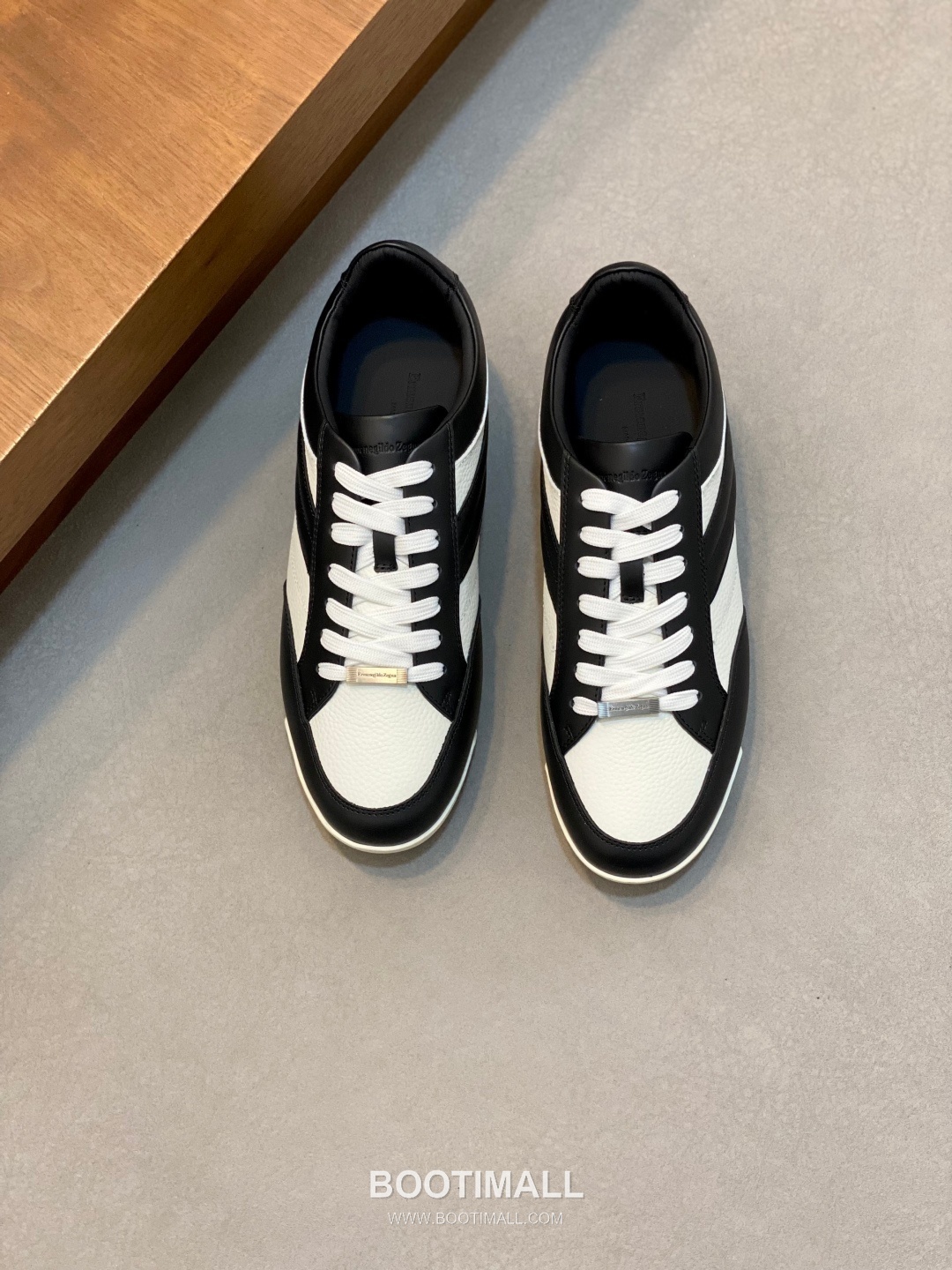 ## 신발 제품 스펙 분석

Ermenegildo Zegna Tiziano Leather Sneakers 에르메네질도 제냐 티치아노 레더 스니커즈 1