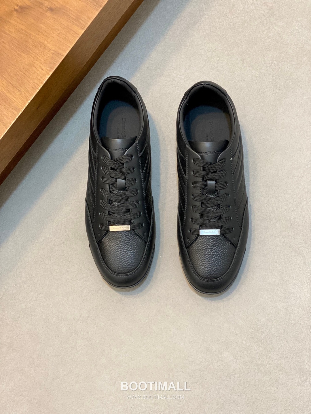 ## 신발 제품 스펙 분석
Ermenegildo Zegna Tiziano Leather Sneakers 에르메네질도 제냐 티치아노 레더 스니커즈 1