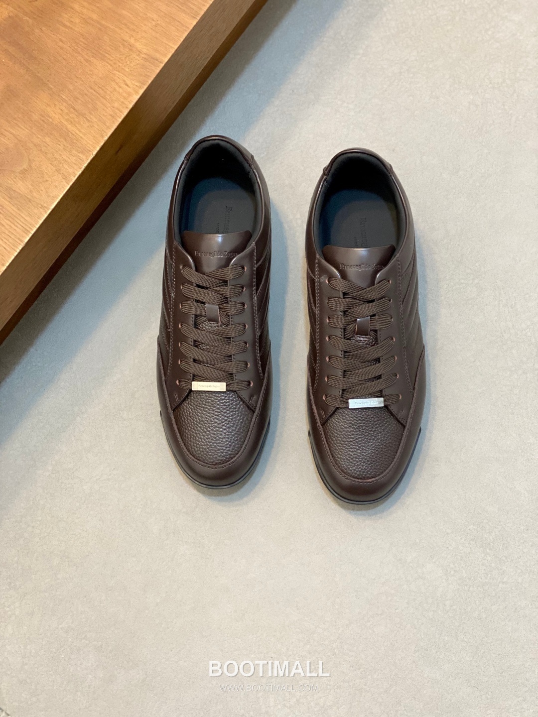 ## 신발 제품 스펙 분석

Ermenegildo Zegna Tiziano Leather Sneakers 에르메네질도 제냐 티치아노 레더 스니커즈 1