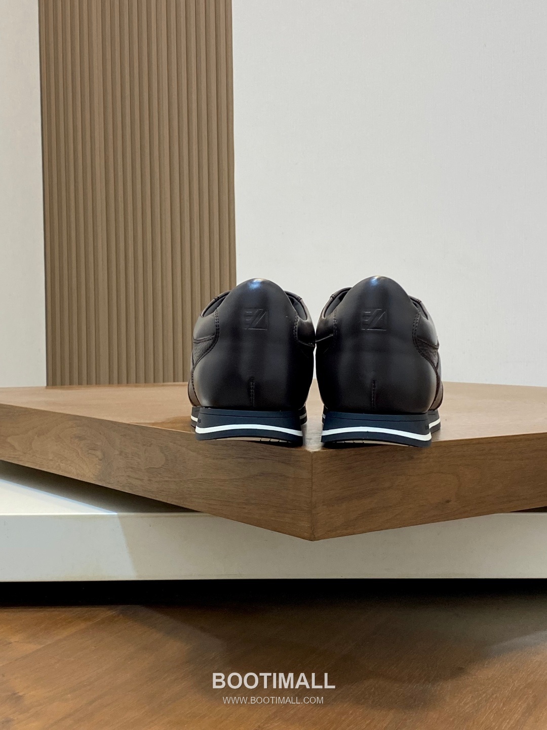 ## 신발 제품 스펙 분석

Ermenegildo Zegna Tiziano Leather Sneakers 에르메네질도 제냐 티치아노 레더 스니커즈 8