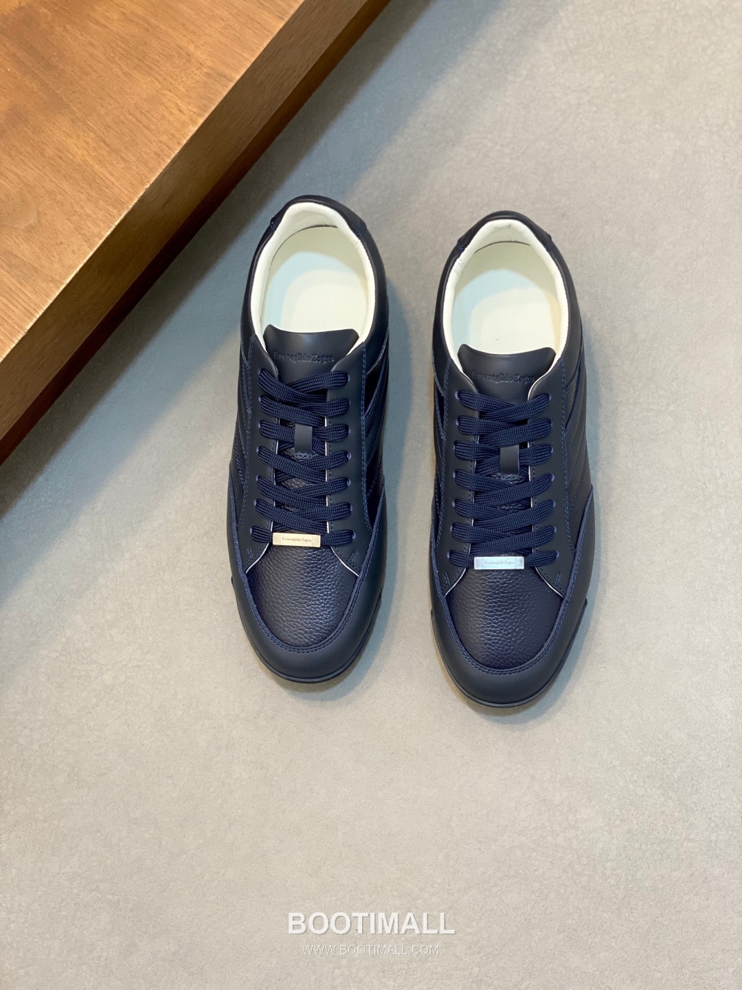 ## 신발 제품 스펙 분석

Ermenegildo Zegna Tiziano Leather Sneakers 에르메네질도 제냐 티치아노 레더 스니커즈 1