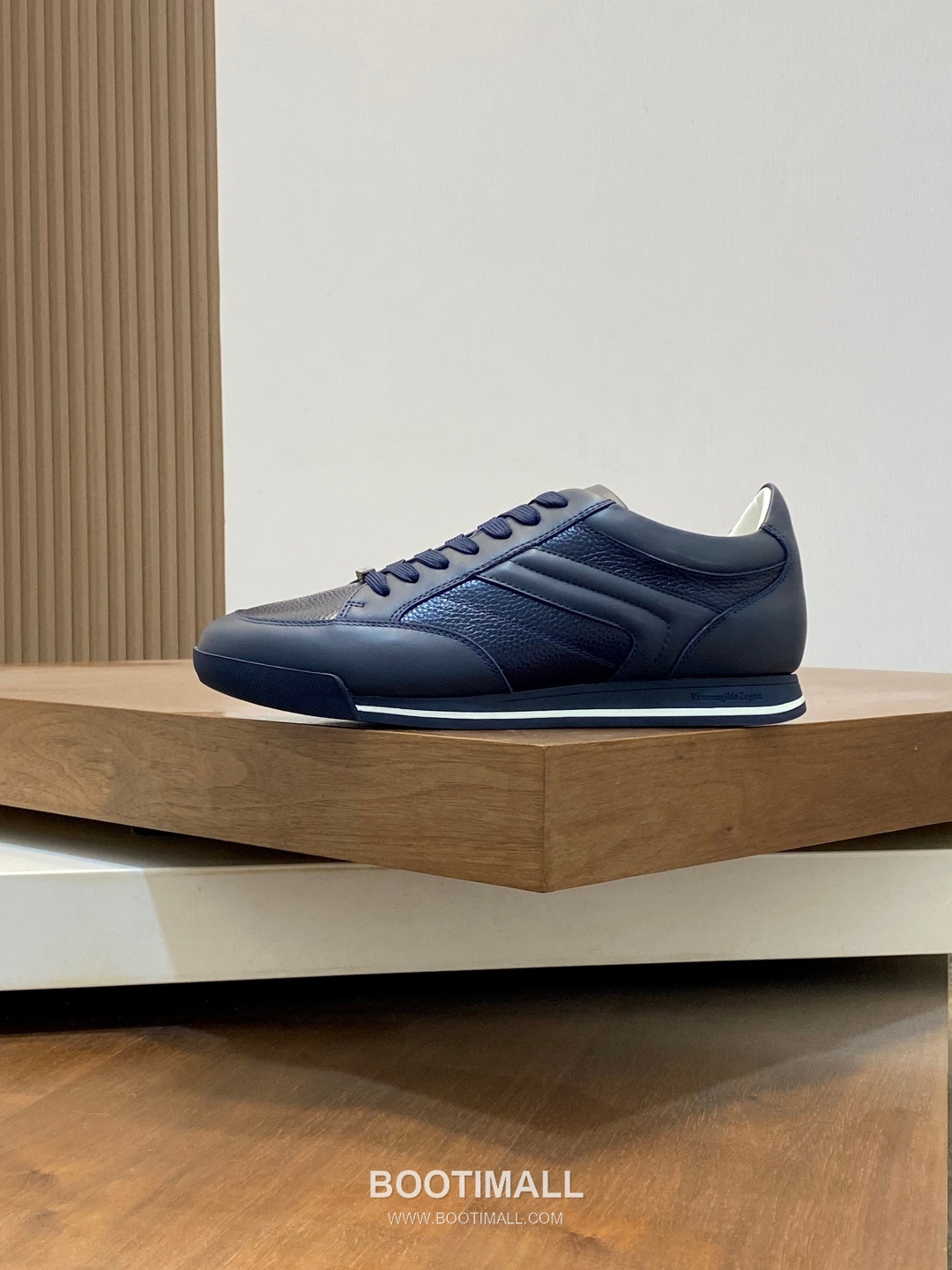 ## 신발 제품 스펙 분석

Ermenegildo Zegna Tiziano Leather Sneakers 에르메네질도 제냐 티치아노 레더 스니커즈 2