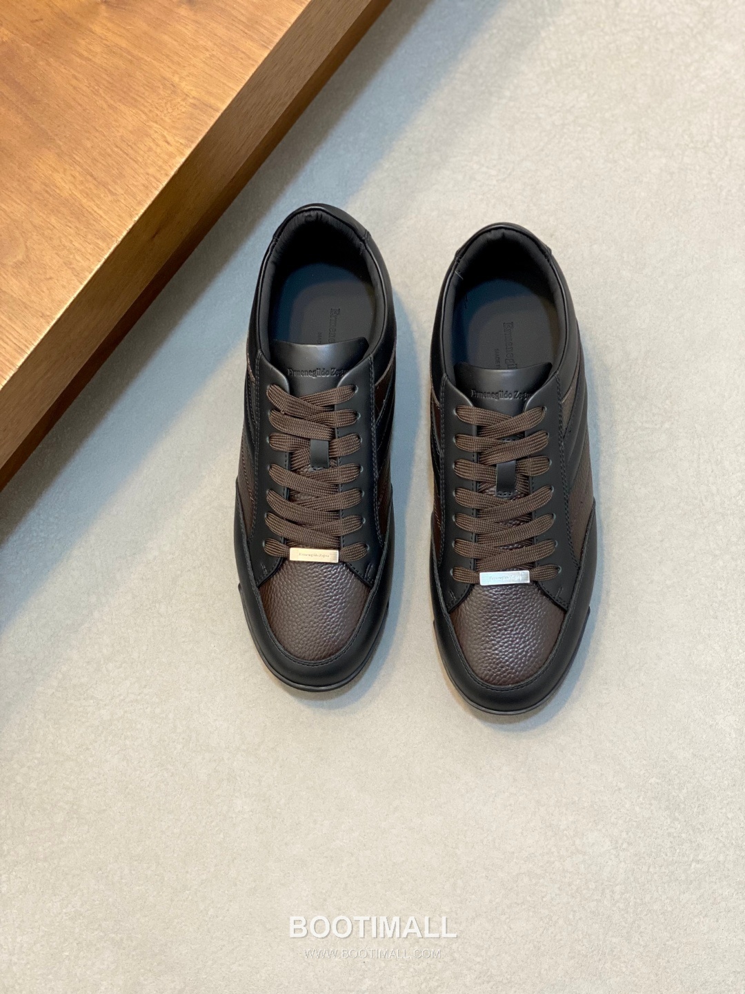 ## 신발 제품 스펙 분석

Ermenegildo Zegna Tiziano Leather Sneakers 에르메네질도 제냐 티치아노 레더 스니커즈 1