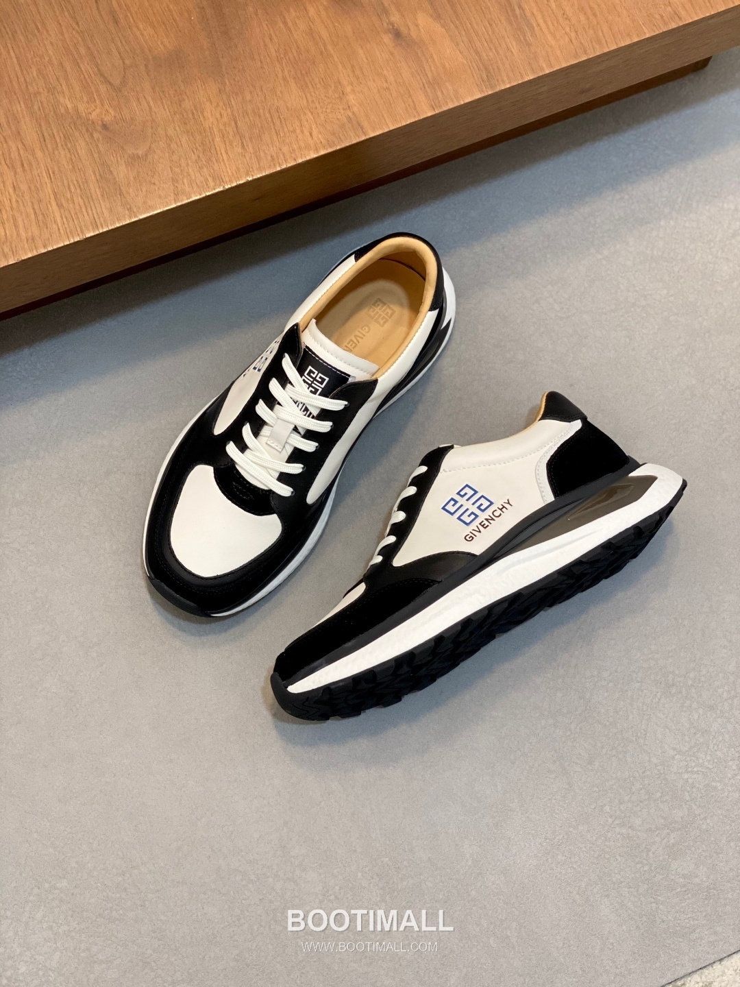 ## 신발 제품 스펙 분석
Givenchy Urban Street Leather Sneakers 지방시 어반 스트리트 레더 스니커즈 BE0005E0 5