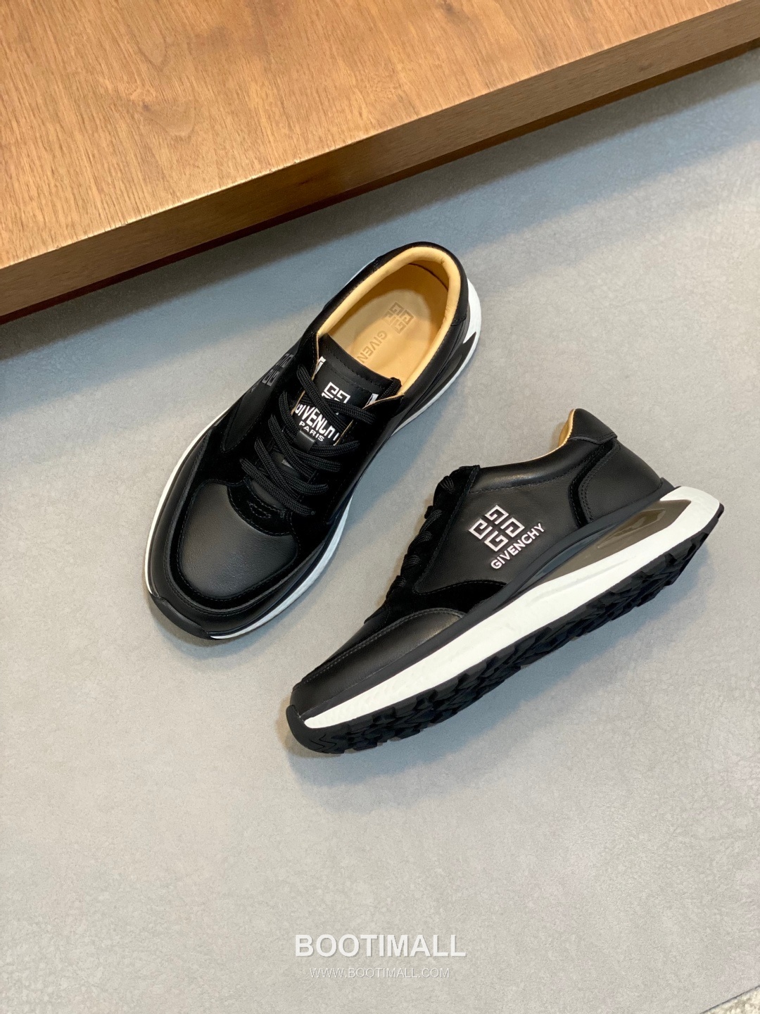 ## 신발 제품 스펙 분석

Givenchy Urban Street Leather Sneakers 지방시 어반 스트리트 레더 스니커즈 BE0005E0 5