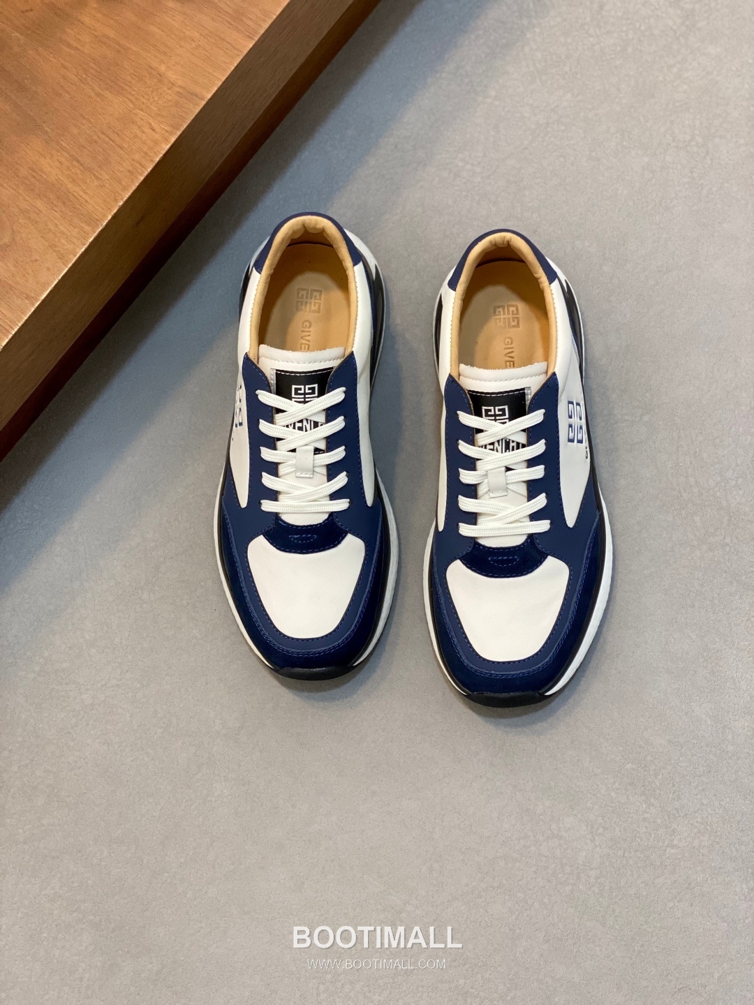 ## 신발 제품 스펙 분석

Givenchy Urban Street Leather Sneakers 지방시 어반 스트리트 레더 스니커즈 BE0005E0 1