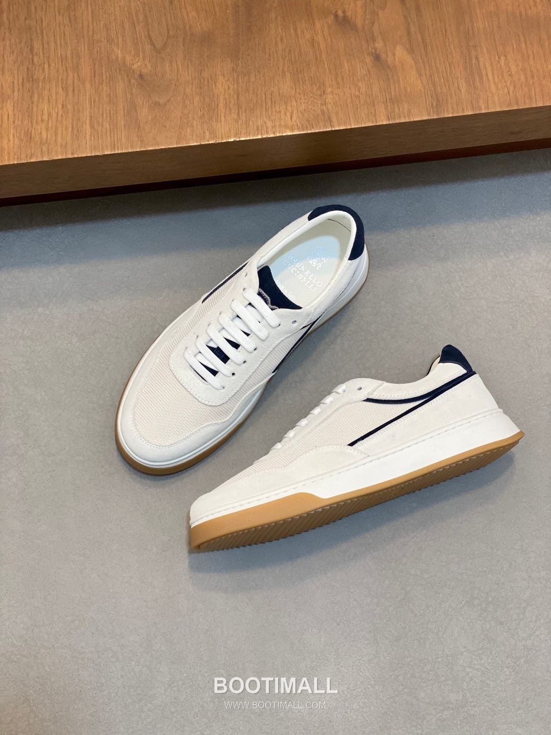 ## 신발 제품 스펙 분석

Brunello Cucinelli Cashmere Suede Sneakers 브루넬로 쿠치넬리 캐시미어 스웨이드 스니커즈 5