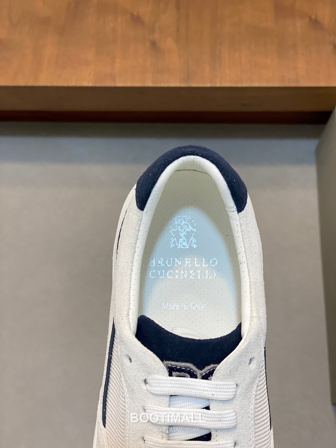 ## 신발 제품 스펙 분석

Brunello Cucinelli Cashmere Suede Sneakers 브루넬로 쿠치넬리 캐시미어 스웨이드 스니커즈 7