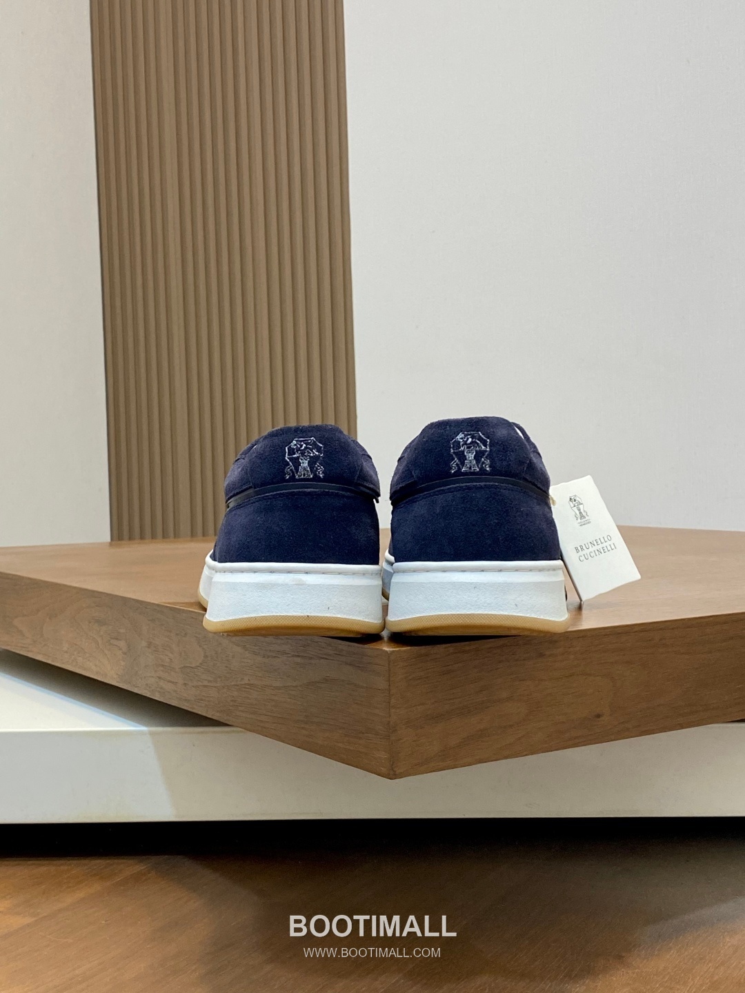 ## 신발 제품 스펙 분석

Brunello Cucinelli Cashmere Suede Sneakers 브루넬로 쿠치넬리 캐시미어 스웨이드 스니커즈 8