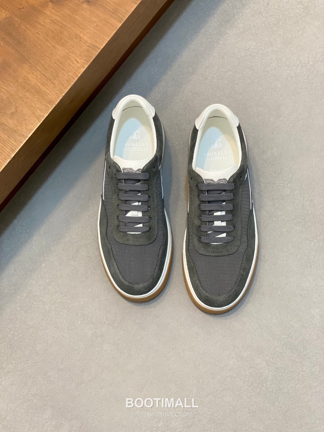 ## 신발 제품 스펙 분석

Brunello Cucinelli Cashmere Suede Sneakers 브루넬로 쿠치넬리 캐시미어 스웨이드 스니커즈 1