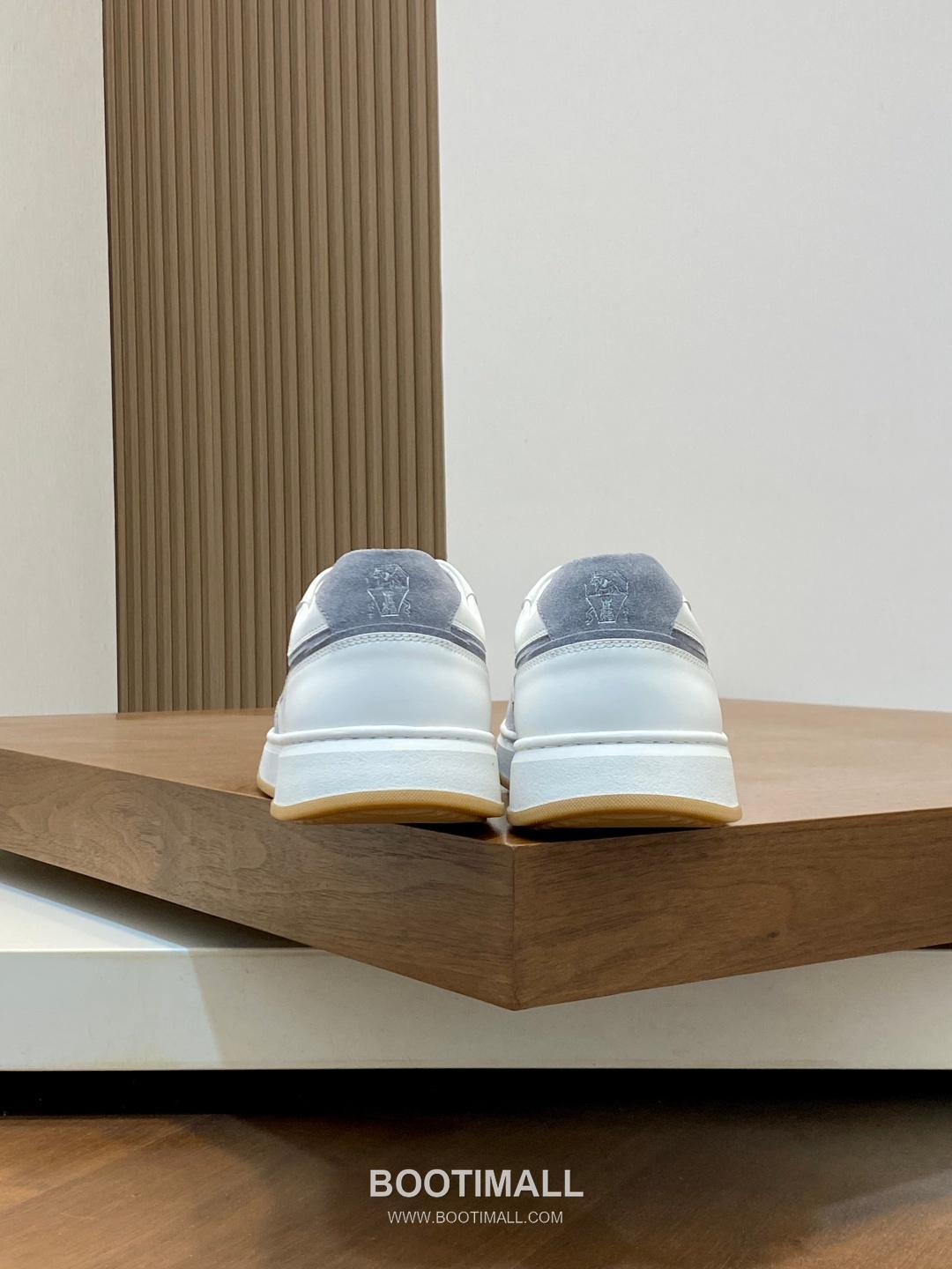 ## 신발 제품 스펙 분석
Brunello Cucinelli Cashmere Suede Sneakers 브루넬로 쿠치넬리 캐시미어 스웨이드 스니커즈 8