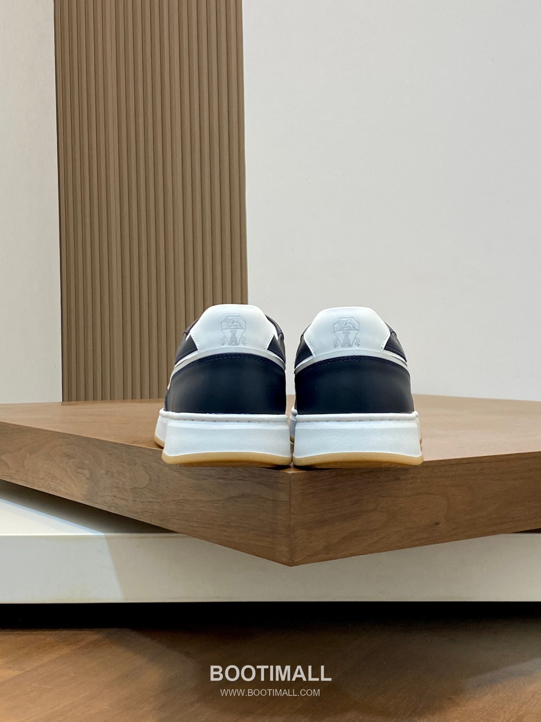 ## 신발 제품 스펙 분석
Brunello Cucinelli Cashmere Suede Sneakers 브루넬로 쿠치넬리 캐시미어 스웨이드 스니커즈 8