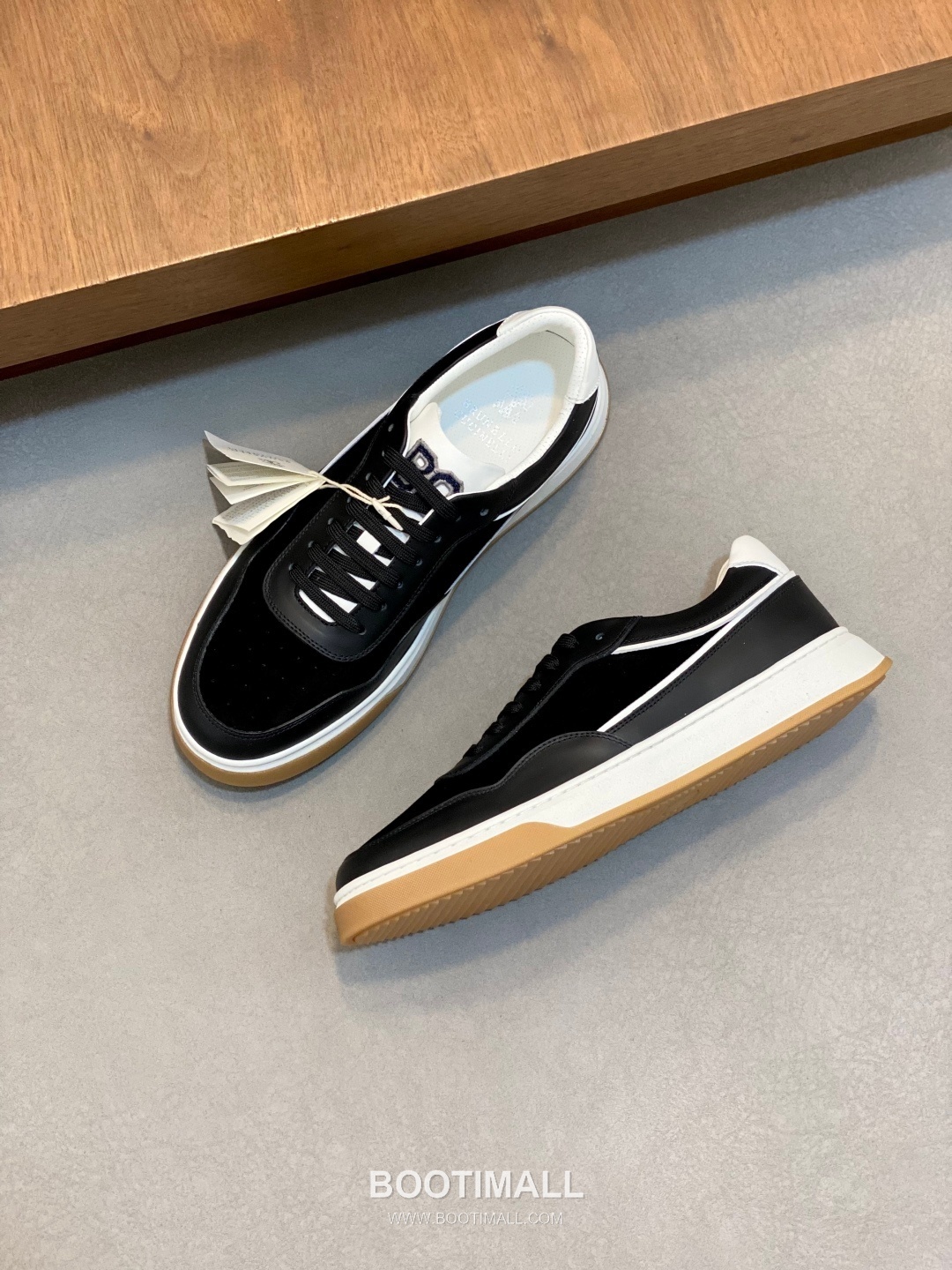 ## 신발 제품 스펙 분석

Brunello Cucinelli Cashmere Suede Sneakers 브루넬로 쿠치넬리 캐시미어 스웨이드 스니커즈 5
