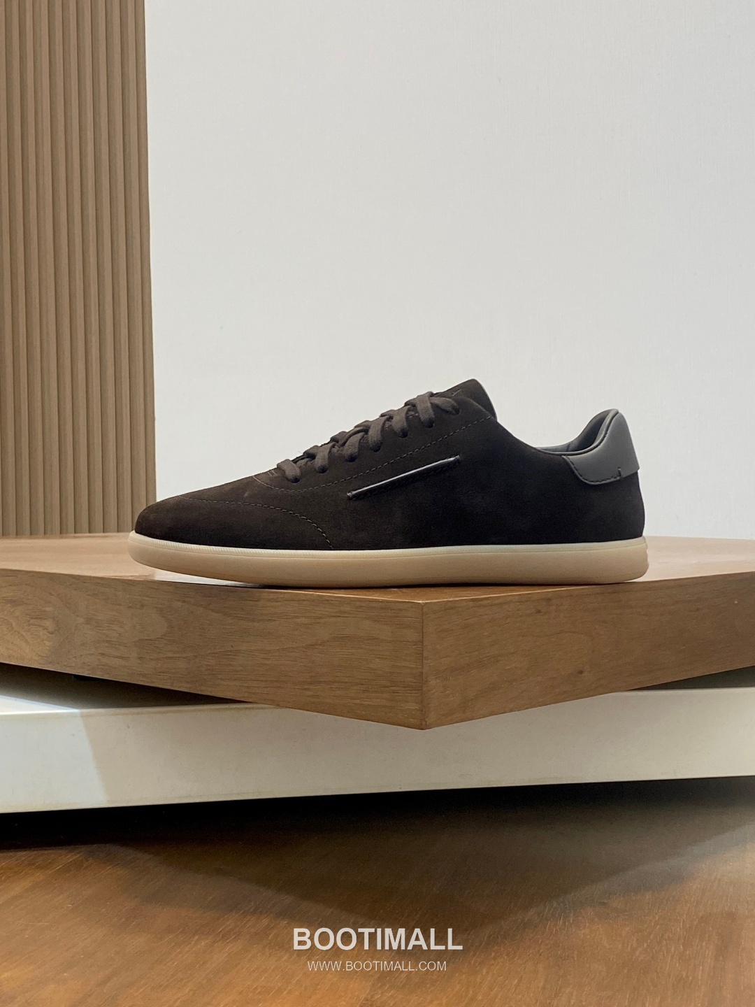 ## 신발 제품 스펙 분석

Ermenegildo Zegna Triple Stitch Monte Leather Sneakers 에르메네질도 제냐 트리플 스티치 몬테 레더 스니커즈 LHBLL-S7009Z-NEE 2