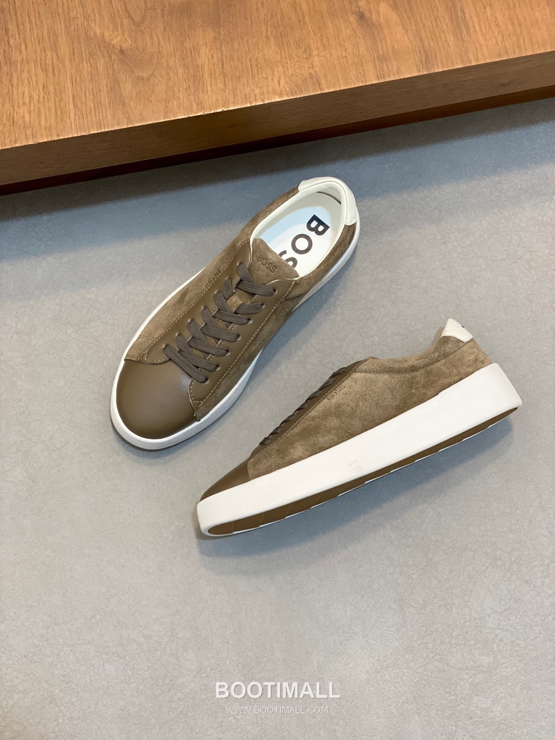 ## 신발 제품 스펙 분석

BOSS Leather Slip-On Sneakers 보스 레더 슬립온 스니커즈 5