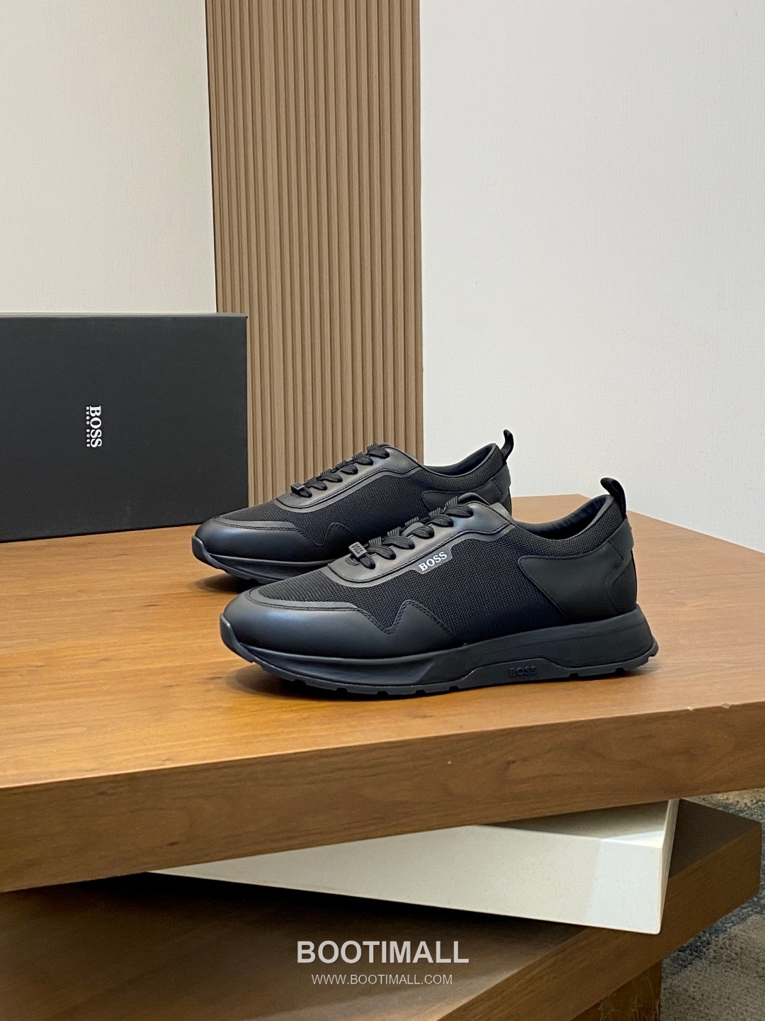 ## 신발 제품 스펙 분석

BOSS Suede Mesh Low Top Sneakers 보스 스웨이드 메쉬 로우탑 스니커즈 3