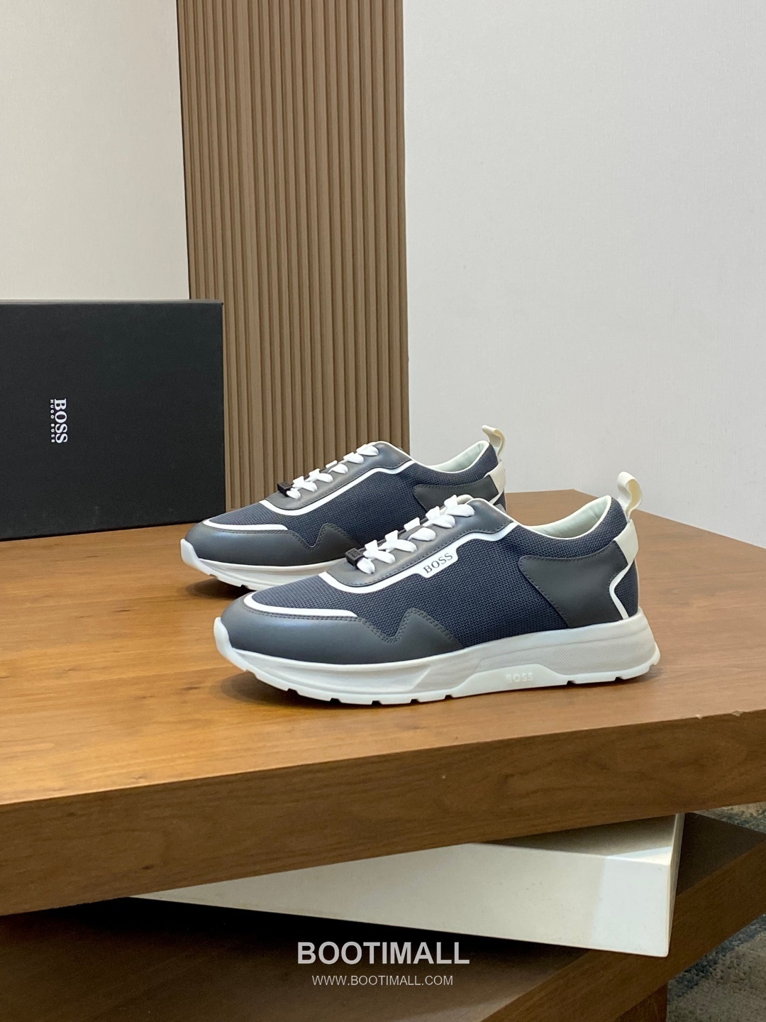 ## 신발 제품 스펙 분석

BOSS Suede Mesh Low Top Sneakers 보스 스웨이드 메쉬 로우탑 스니커즈 3