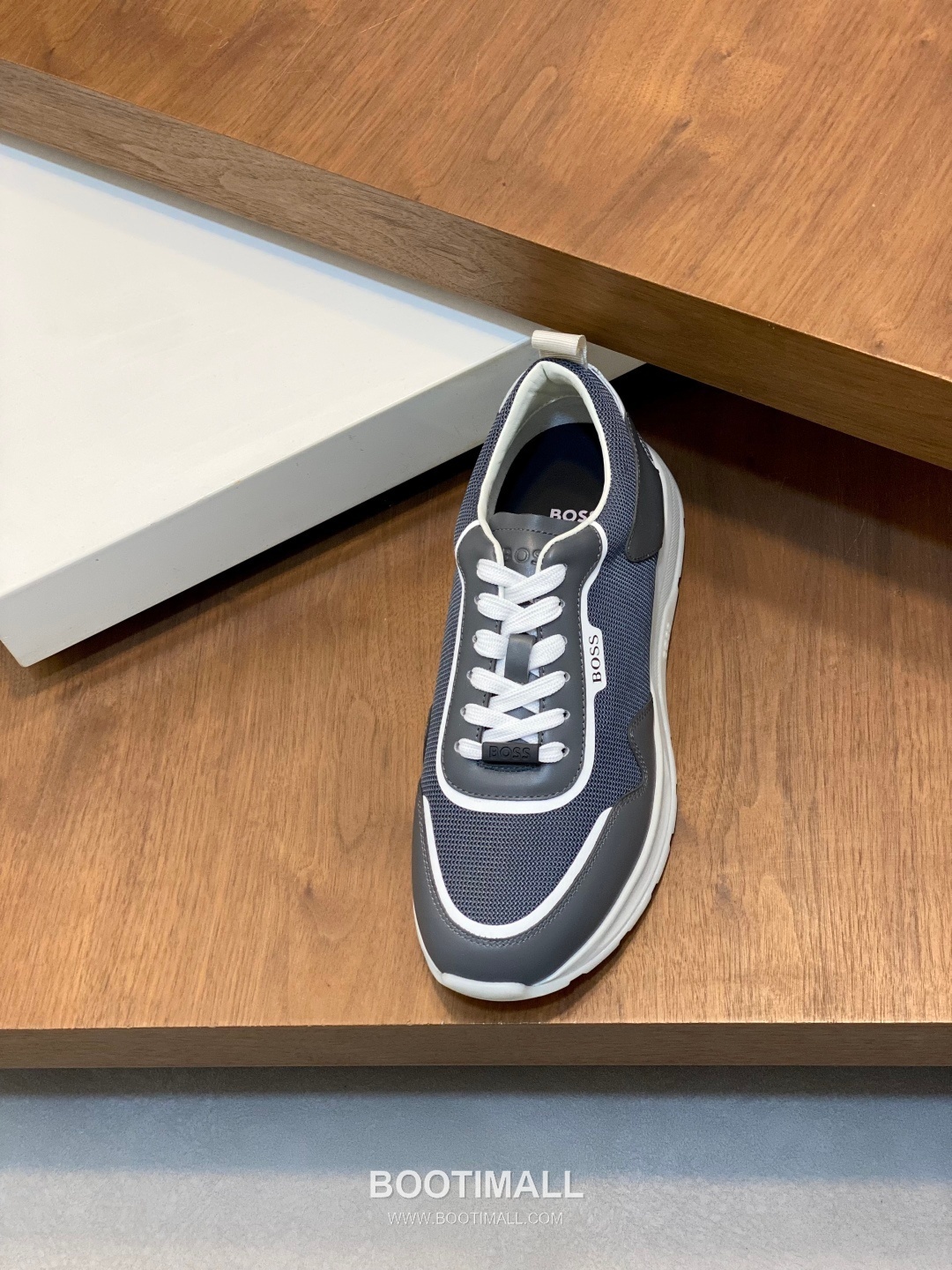 ## 신발 제품 스펙 분석

BOSS Suede Mesh Low Top Sneakers 보스 스웨이드 메쉬 로우탑 스니커즈 6