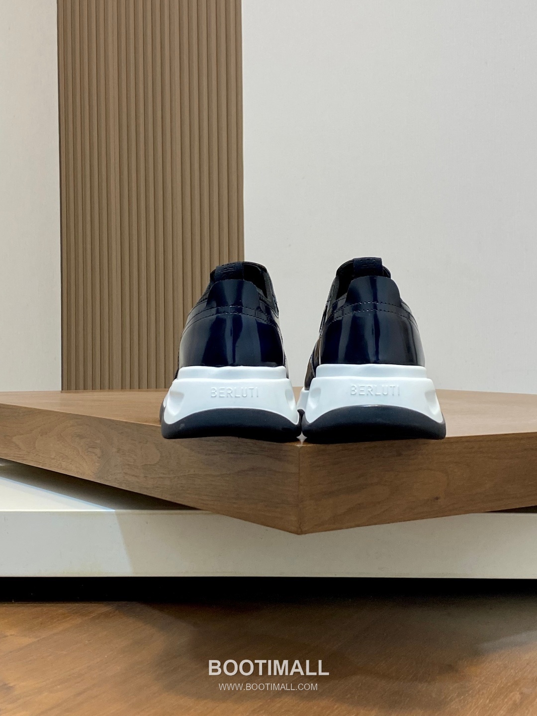 ## 신발 제품 스펙 분석
Berluti Mid Top Patina Leather Sneakers 벨루티 미드탑 파티나 레더 스니커즈 8