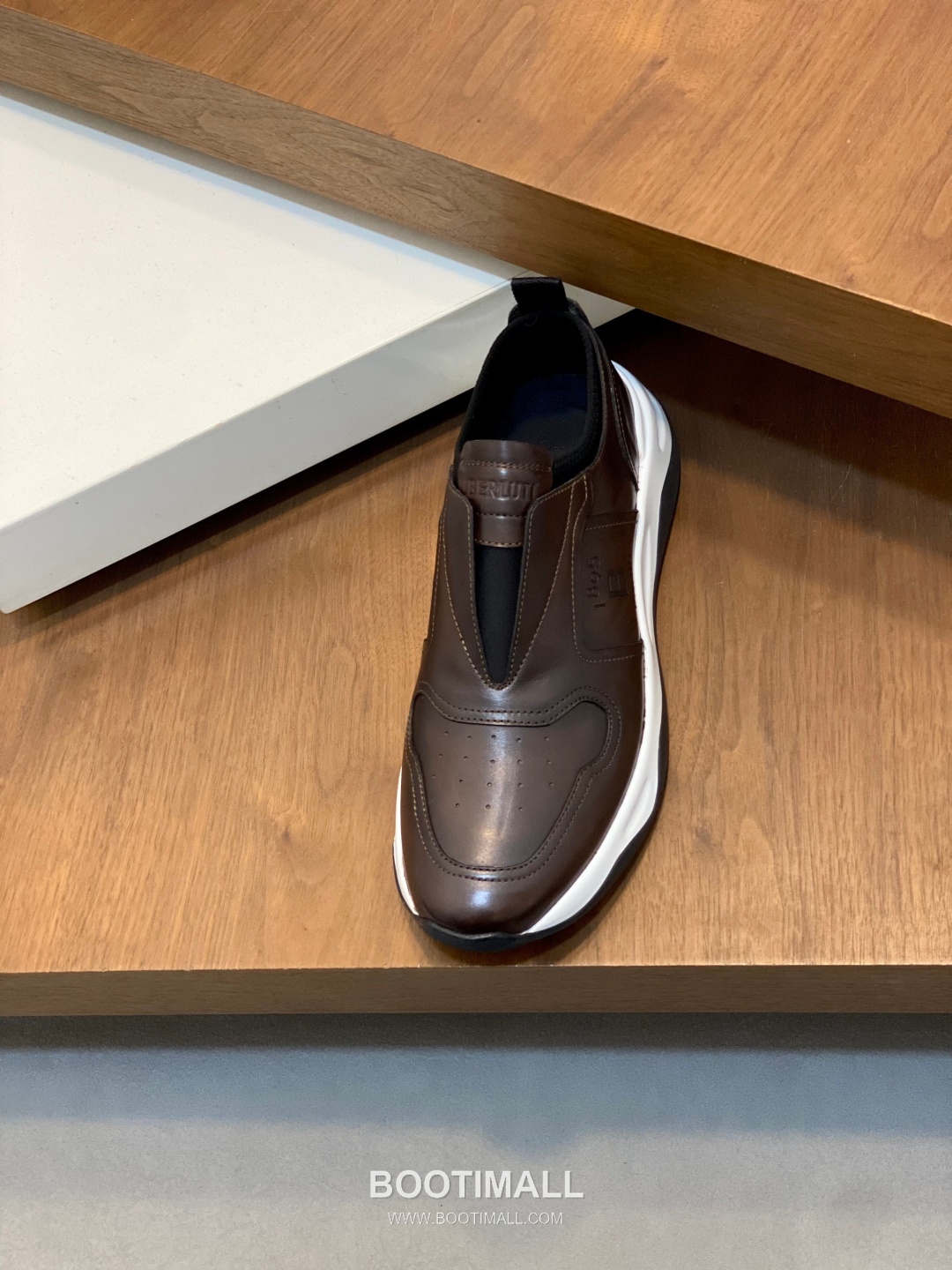 ## 신발 제품 스펙 분석

Berluti Mid Top Patina Leather Sneakers 벨루티 미드탑 파티나 레더 스니커즈 6