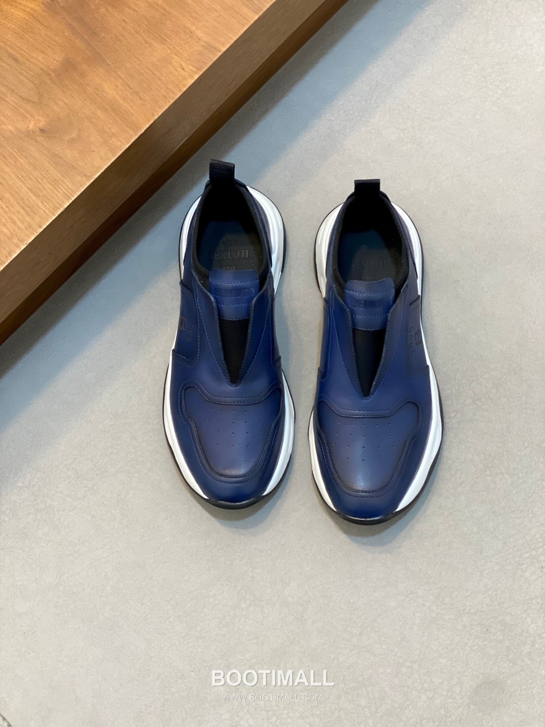 ## 신발 제품 스펙 분석
Berluti Mid Top Patina Leather Sneakers 벨루티 미드탑 파티나 레더 스니커즈 1