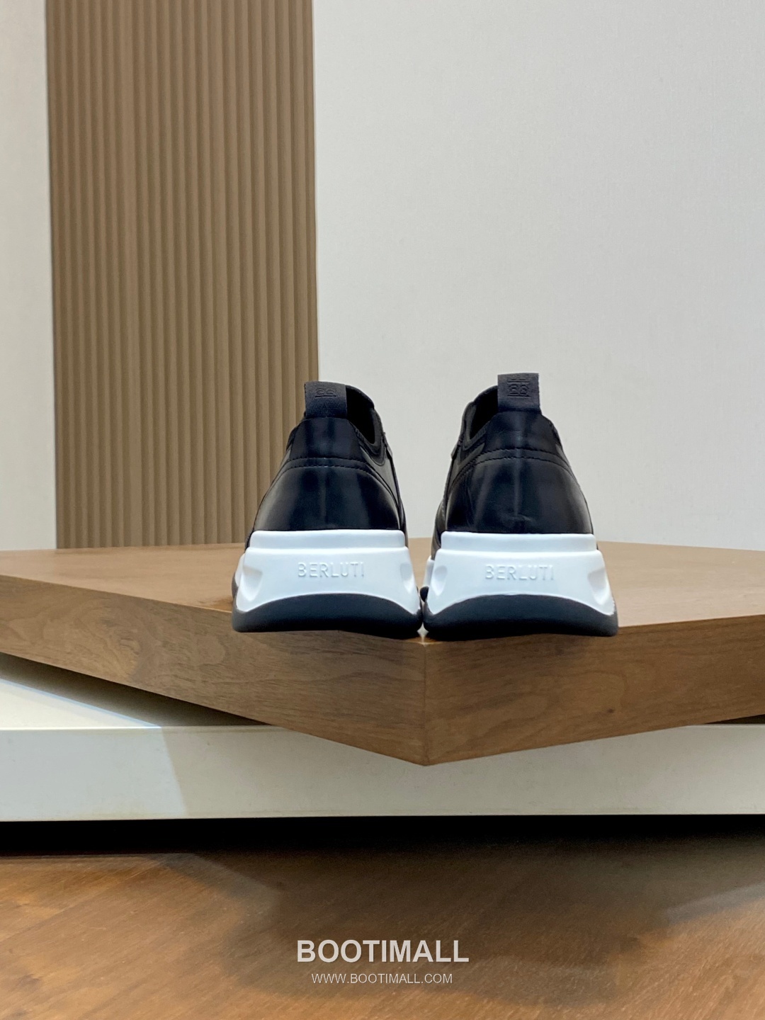 ## 신발 제품 스펙 분석
Berluti Mid Top Patina Leather Sneakers 벨루티 미드탑 파티나 레더 스니커즈 8