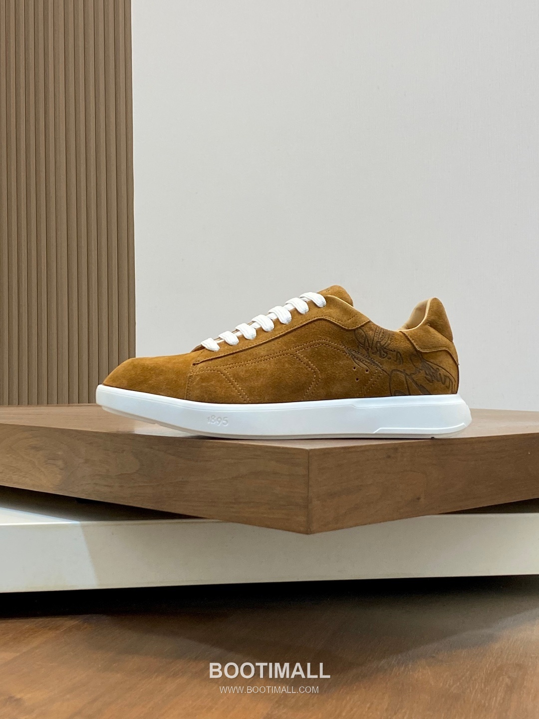 ## 신발 제품 스펙 분석

Berluti Scritto Suede Slip-On Sneakers 벨루티 스크리토 스웨이드 슬립온 스니커즈 2