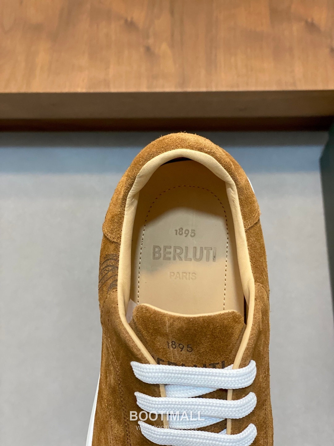 ## 신발 제품 스펙 분석

Berluti Scritto Suede Slip-On Sneakers 벨루티 스크리토 스웨이드 슬립온 스니커즈 7
