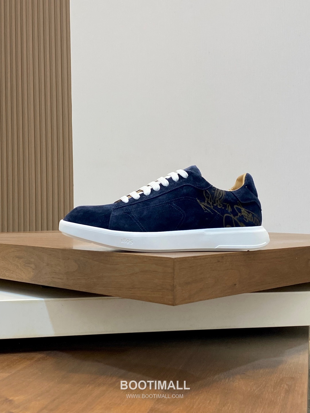 ## 신발 제품 스펙 분석

Berluti Scritto Suede Slip-On Sneakers 벨루티 스크리토 스웨이드 슬립온 스니커즈 2