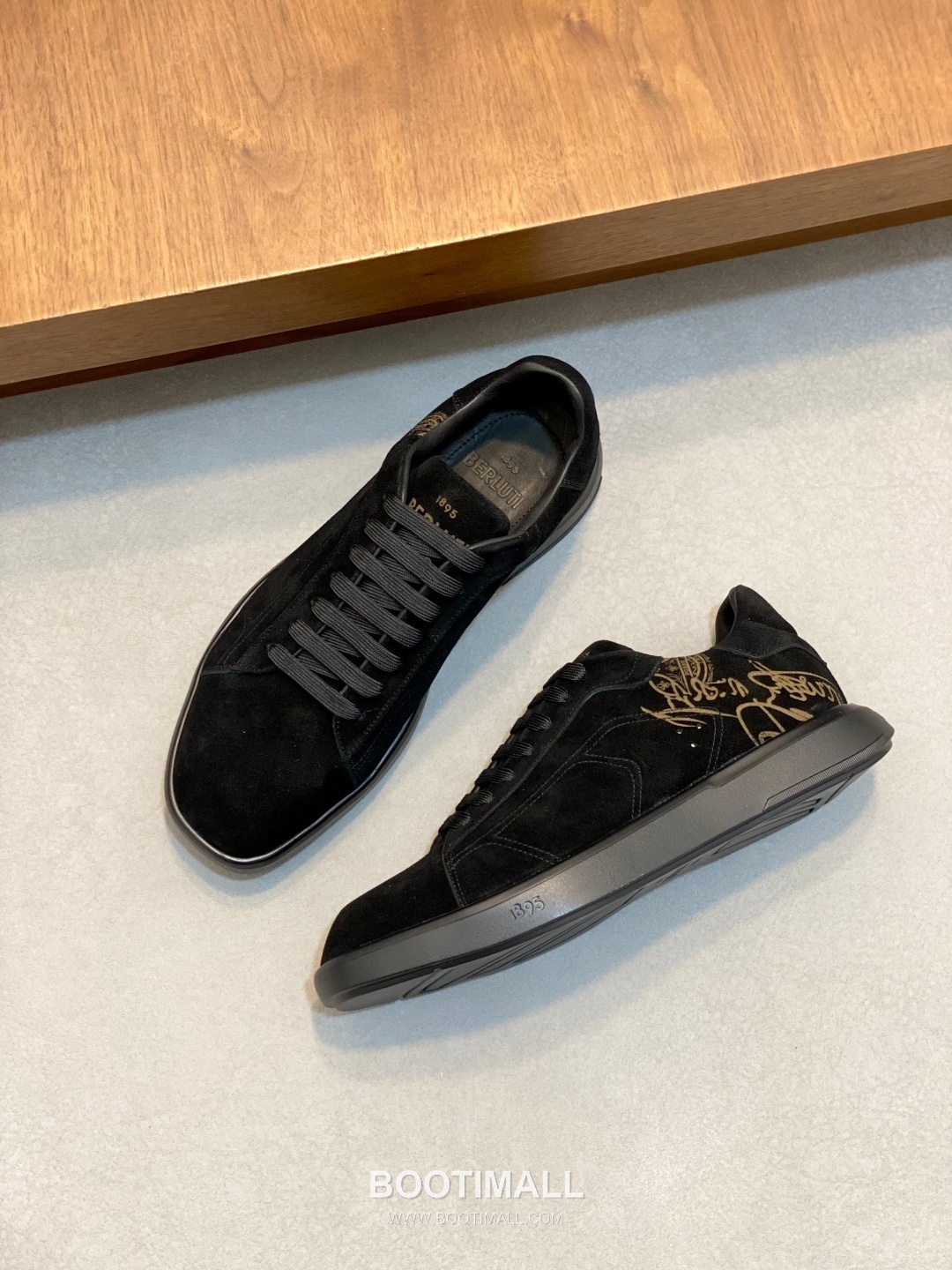 ## 신발 제품 스펙 분석

Berluti Scritto Suede Slip-On Sneakers 벨루티 스크리토 스웨이드 슬립온 스니커즈 5