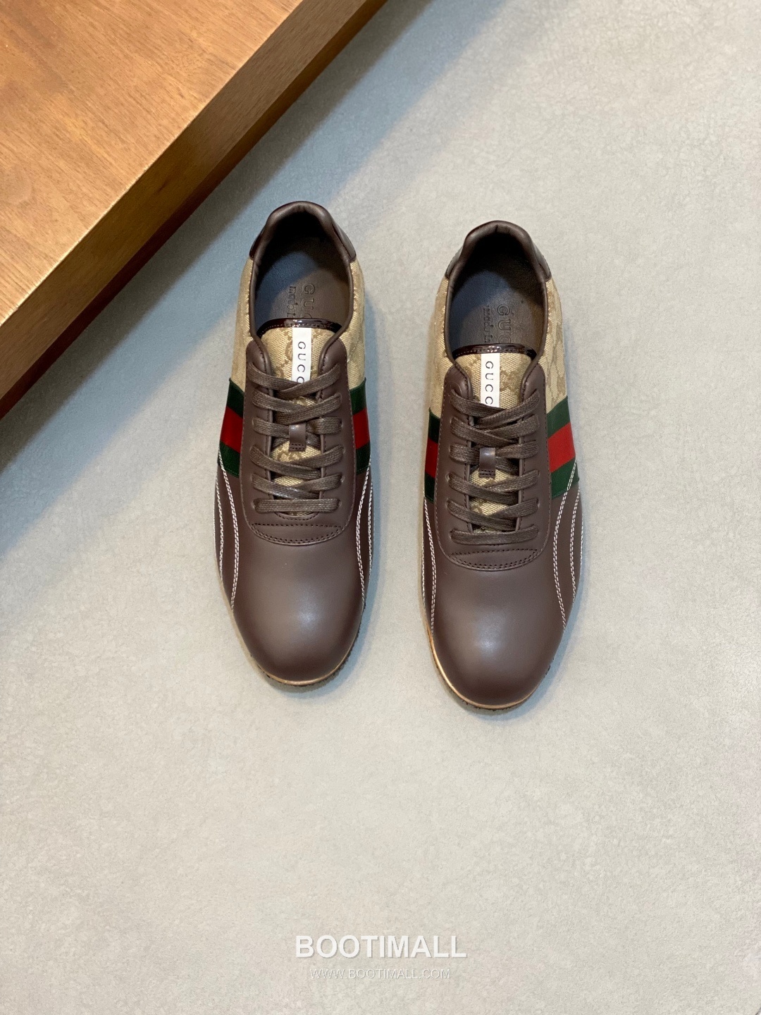 ## 신발 제품 스펙 분석
Gucci GG Canvas Suede Sneakers 구찌 GG 캔버스 스웨이드 스니커즈 645029 1